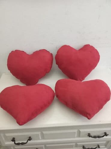 lidl jastuk za vrat: Throw pillow, color - Red — 2