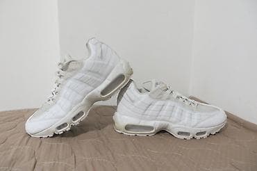 NIKE br43 27,5cm, potpuno ocuvane kvalitetne moderne udobne patike sa