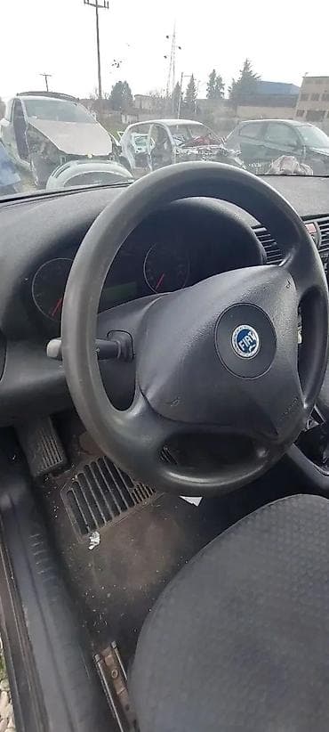 pedale: FIAT STILO VOLAN | Volan za stila dobro stanje — 3