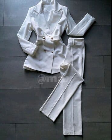 snizenje haljina: Snizenje 3800din
Brojevi 40 42 44 — 2