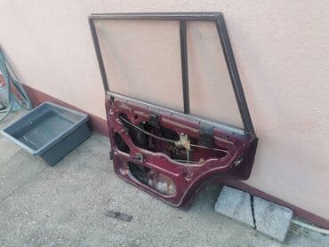 delovi auspuha: Vrata zadnja desna Lada 2104 Karavan(bordo). Skinuta sa rastavljenog — 12