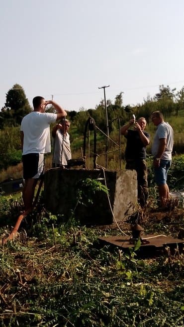 usluzno savijanje cevi beograd: Usluzno ciscenje ( crpljenje ) bunara. Najnize cene u Srbiji — 3