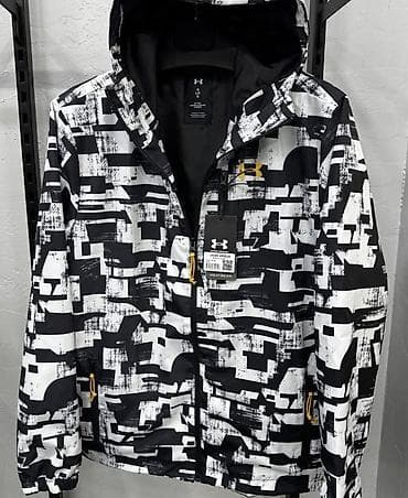 pun krug: Jakne Novo !Muška sportska jakna sa kapuljačom – Under Armour HeatGear — 2