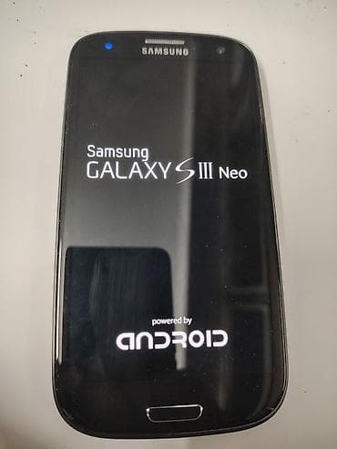 Samsung Galaxy S III Neo (GT-I9301I) - Ekran: 4.8" Super AMOLED, HD