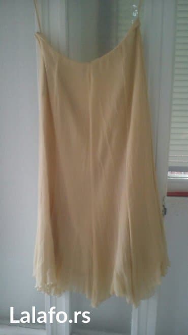 leprsave suknje: Suknja, br.44
obim 85cm,duzina 86cm.
bez ostecenja — 1