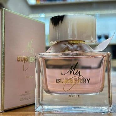 Donji delovi trenerke: Parfem — 2