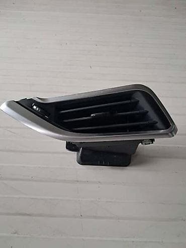 auto crni leskovac: LEVA RESETKA VENTILACIJE ZA PEUGEOT 208, 2008 OD 2013. DO 2019. GOD — 3