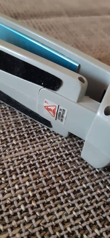 Perike i klipse: Pegla za kosu (presa) - Električna presa sa kablom označenim 300/500V — 4