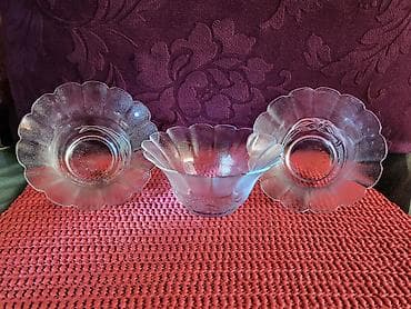 Cinije nove,vintaz za poslastice. Komada 3 u ceni. cinije imaju rad na lalafo.rs Cinije nove,vintaz za poslastice. Komada 3 u ceni. cinije imaju rad