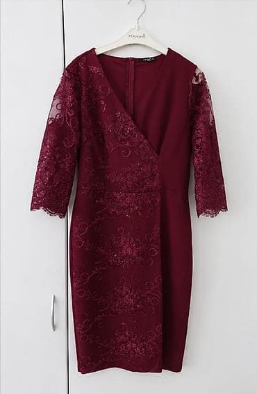 Elegantna bordo midi haljina sa čipkom - Kroj: klasična, pripijena