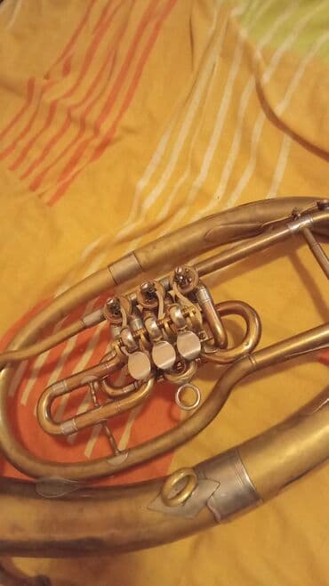 zice na gitari: Duvacki instrument,tenor — 6