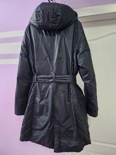 kožne jakne leder крагујевац – слике: Nike, M (EU 38), Jednobojni, Sa postavom, Perje — 3