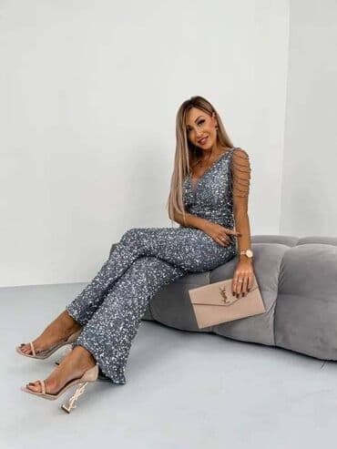 mona kombinezoni: 4900 din — 4