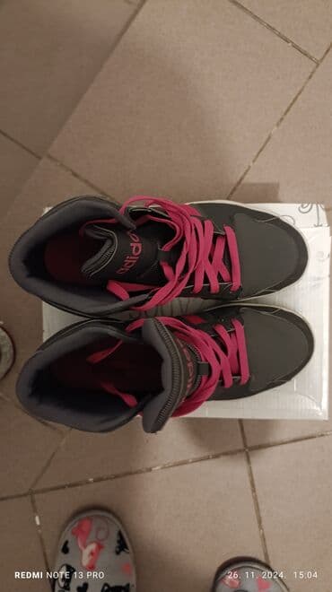 obuća niš podzemni prolaz: Adidas, 40, bоја - Šareno — 3