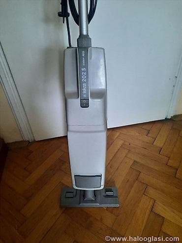 ventilator na vodu za baste: Stari, retro stapni usisivac Iskra 202 S . Nepoznato stanje,proveren — 2