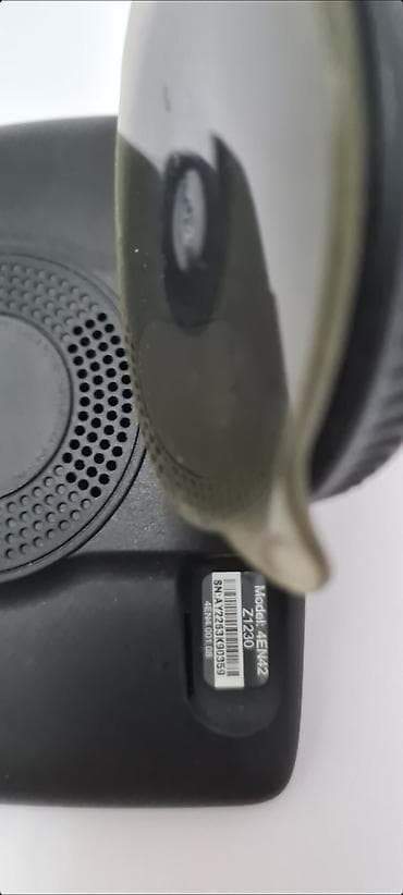 polovna auto prikolica: TomTom VIA GPS navigacioni sistem, model 4EN42 Z1230.  - Uz navigaciju — 8