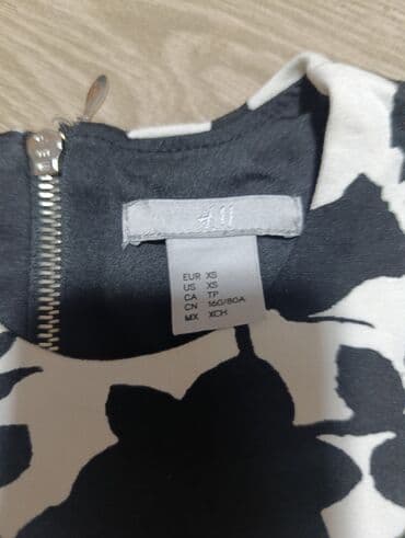 Donji delovi trenerke: Majica xs — 3