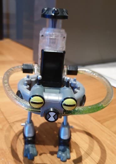 jagodica bobica igracka: Ben 10 alien original igracka - graymatter galvan prime ride vehicle — 3