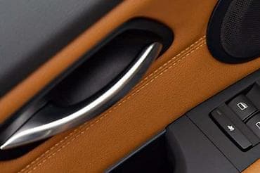 Delovi enterijera: UNUTRAŠNJA BRAVA ZA BMW 320 OD 2004. DO 2013. GOD — 1