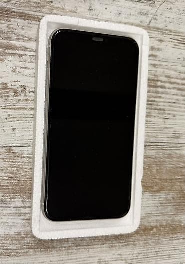 telefon polovni: Apple iPhone 11, bela boja - Ekran 6.1", Liquid Retina HD (LCD) sa — 2