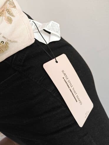 Blazers: Nova elegantna majica Veličina L Poluobim 50 cm Za sve informacije i — 2