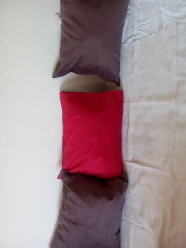 ugaona garnitura u p: Jastuci po zelji — 1