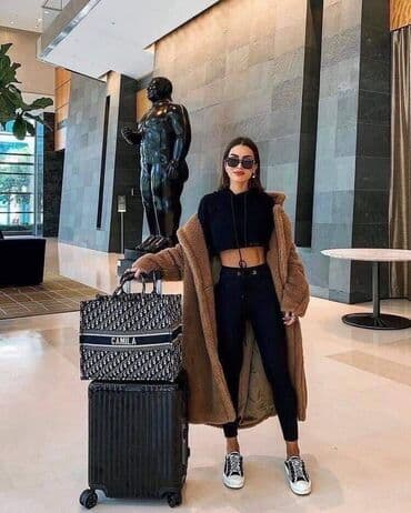 amisu teddy coat: Teddy
3900 12 boja — 4