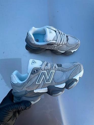 alexander mcqueen patike bele: New balance 9060 patike NOVO — 1