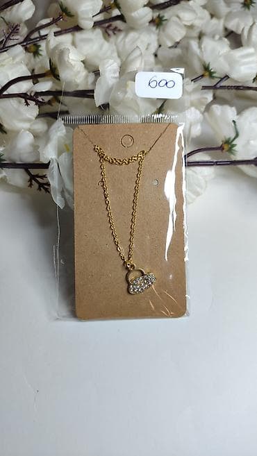 srebrni filigranski nakit: Zlatno ogrlica sa priveskom „tašnica“ ukrašenim prozirnim cirkonima - — 2