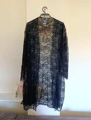 Crni čipkani kimono/ogrtač - Materijal: lagana, providna čipka s