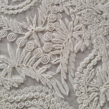 air max 270 blue and white: Nova čipkana bluza Prelepa Dužina 60cm Širina 43cm Boja između — 3