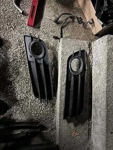 PLASTIKA NA BRANIKU ZA AUDI A4 OD 2008. DO 2014. GOD. | Plastika na