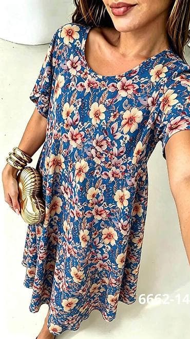 haljine za punije osobe: 08. Haljina za punije
2XL 3XL 4XL 
2.300 dinara H — 8