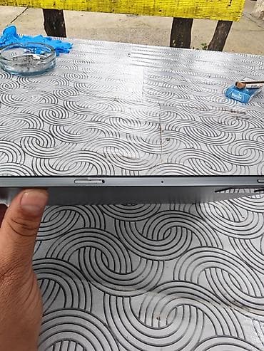 tablet novi sad: Funkcionalan tablet i jako dobar ima ostecenja po ivicama sve slikano — 6