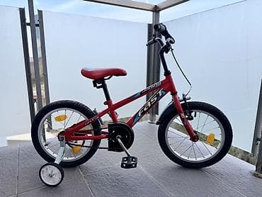 Dečiji bicikli: Dečiji bicikl FAST Junior, točkovi 16" Cena 5.000 dinara. - Čvrst — 1