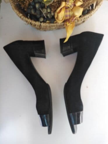 Ostale cipele: SNIZENO!!Cipele NURSACE italijanski br. 39. (u.g.26, 5cm mereno od — 2
