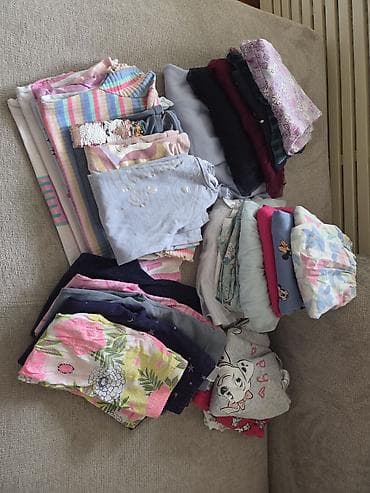 6000 din za decu: Paket dečije garderobe za devojčicu vel. 110/116 — 1