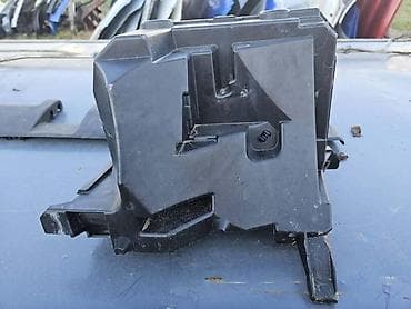 solarni punjac za akumulator: KUTIJA OSIGURACA ZA RENAULT SCENIC ZA 2005. GOD — 2