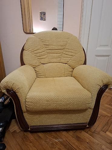 nameštaj za ugostiteljstvo: Fotelje sa širokim naslonom i dubokim sedalnim delom, idealna za — 1