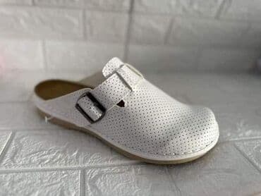 crocs zenske klompe: 41-45
1500din — 7