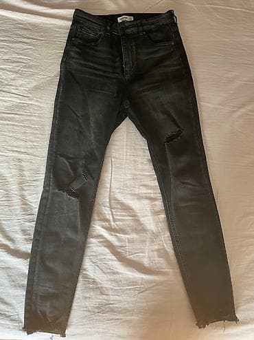 aston martin dbs 4 mt: Zenske farmerke, 4 para — 3