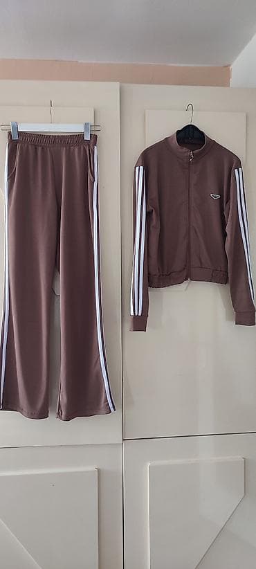 Trenerka – komplet jakna i pantalone, brend Derin Life - Boja: topla