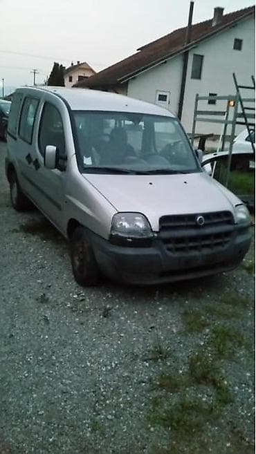 Automobili: DELOVI ZA FIAT DOBLO | Polovni delovi Fiat Doblo Limarija Hauba — 2