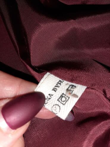 zara camel kaput: Dugi ljubičasti kaput broj 44
PRVI MAJ PIROT,kao nov — 4