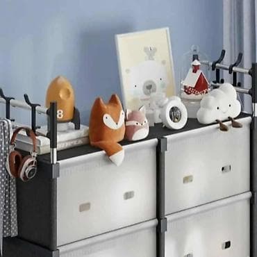 most ormar: Ormar sa policama Materijal: čelik, plastika, netkani tekstilBroj — 3