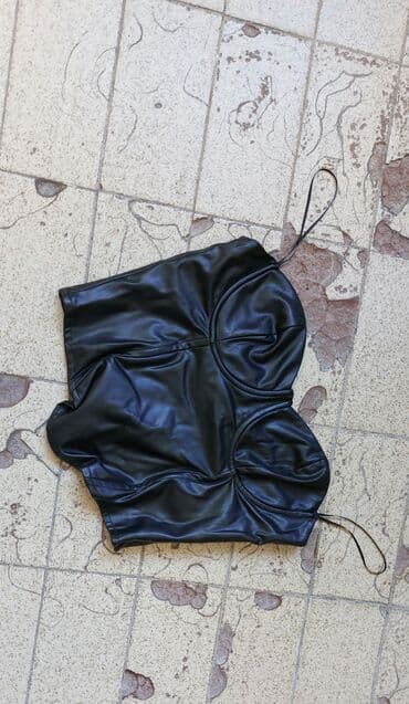 komplet top i suknja: Zara korset 600din — 1