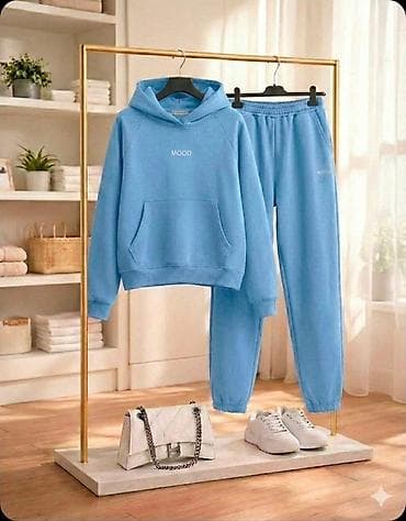 Donji deo: Termo kompleti 
Cena 3200 din 
S M L XL 2XL 3XL 
Pamuk ☘️ — 6