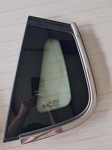 sef za lovacke puske: FIKSNO LEPTIR STAKLO ZA PEUGEOT 2008 OD 2013. DO 2019. GOD — 3