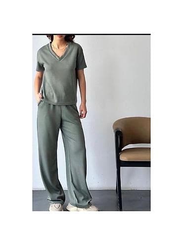 Set – majica i pantalone, maslinasto-sive boje. S/M veličina Novo