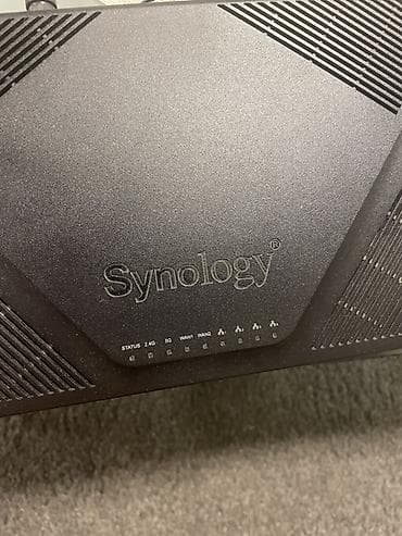 pleystein 4: Synology bežični ruter sa odvojivim antenama - Brend/model: Synology — 2